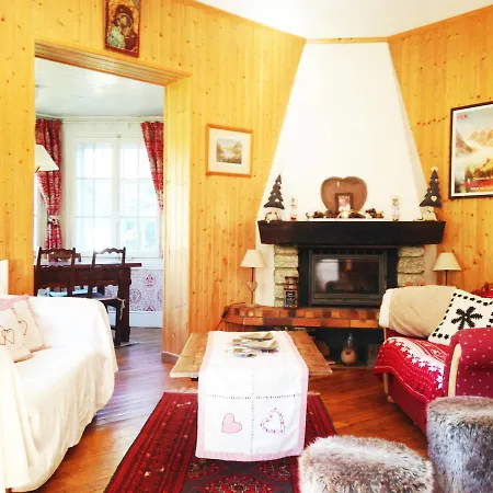 White Attack Chalet Chamonix